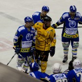 KHL_Mladost_KHL_MEDVESCAK_PH_17102011_0162